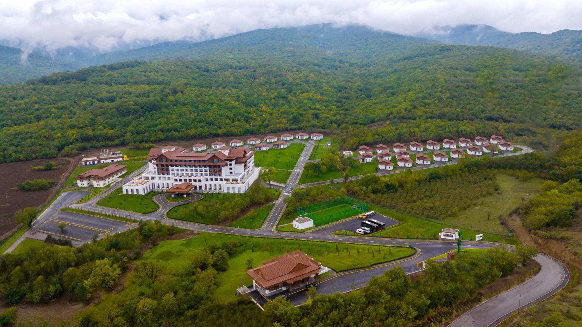 Shabran Wellbeing Resort Pirebedil' Exteriér fotografie